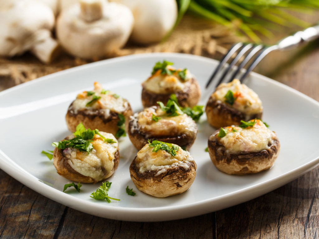 Rezepttipp: Gefüllte Champignons vom Grill - Radeberger Fleisch- und ...